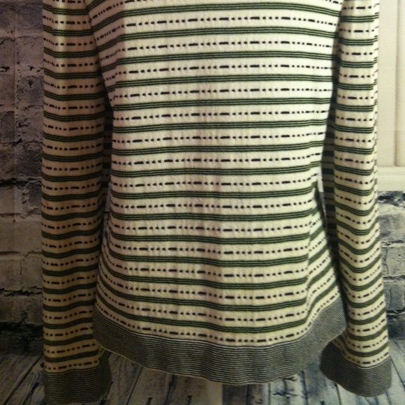 St. John Sport Jacket ( Green/White) - Picture 4 of 4